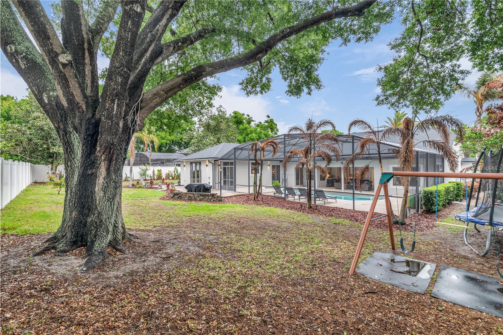 WINDSOR HILL - Residential