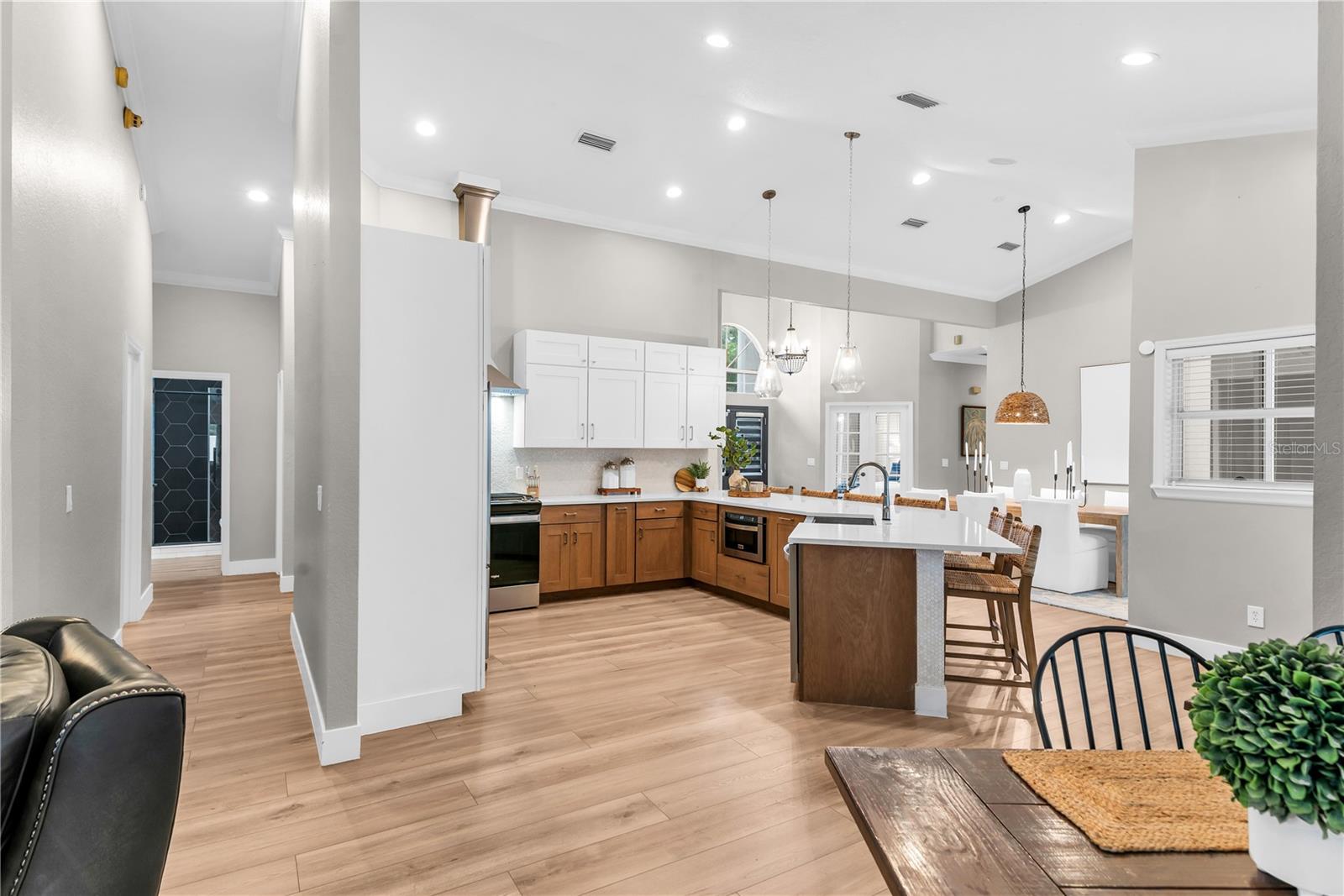 WINDSOR HILL - Residential