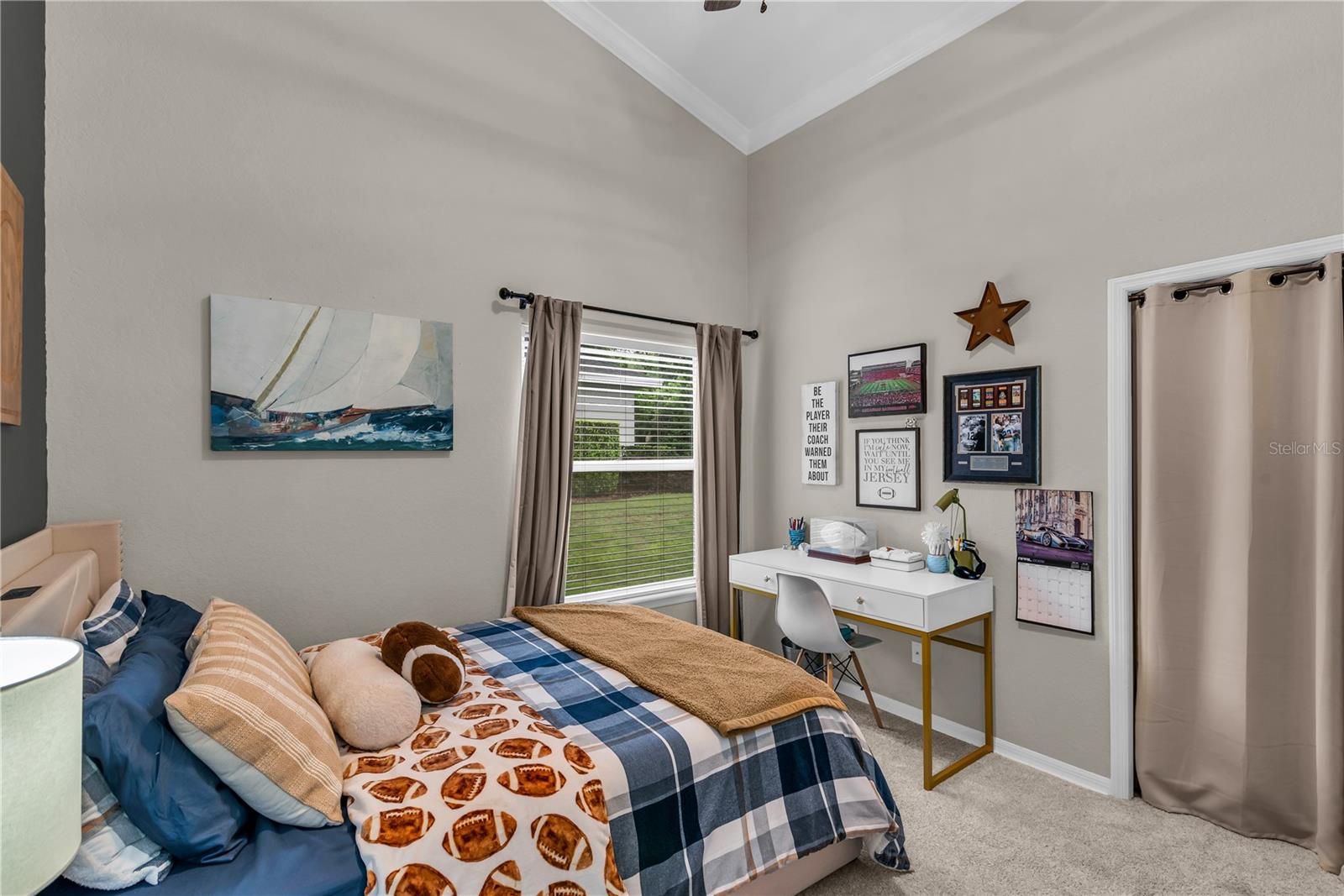 WINDSOR HILL - Residential