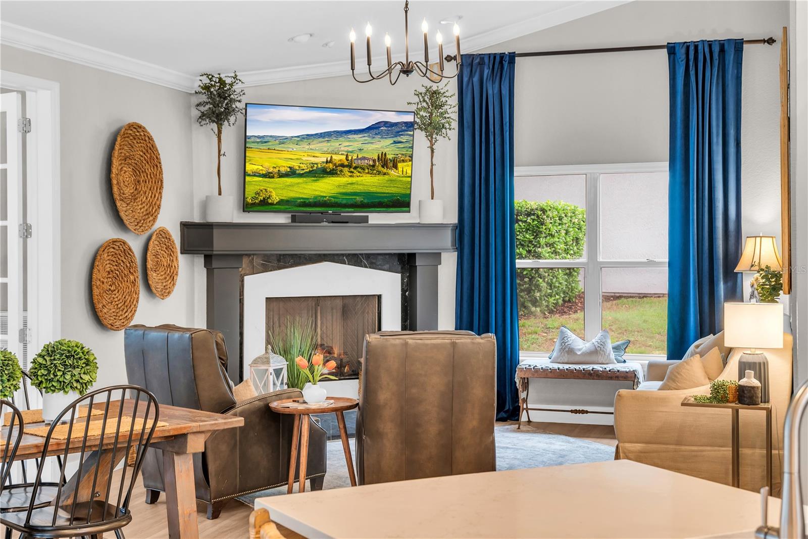 WINDSOR HILL - Residential