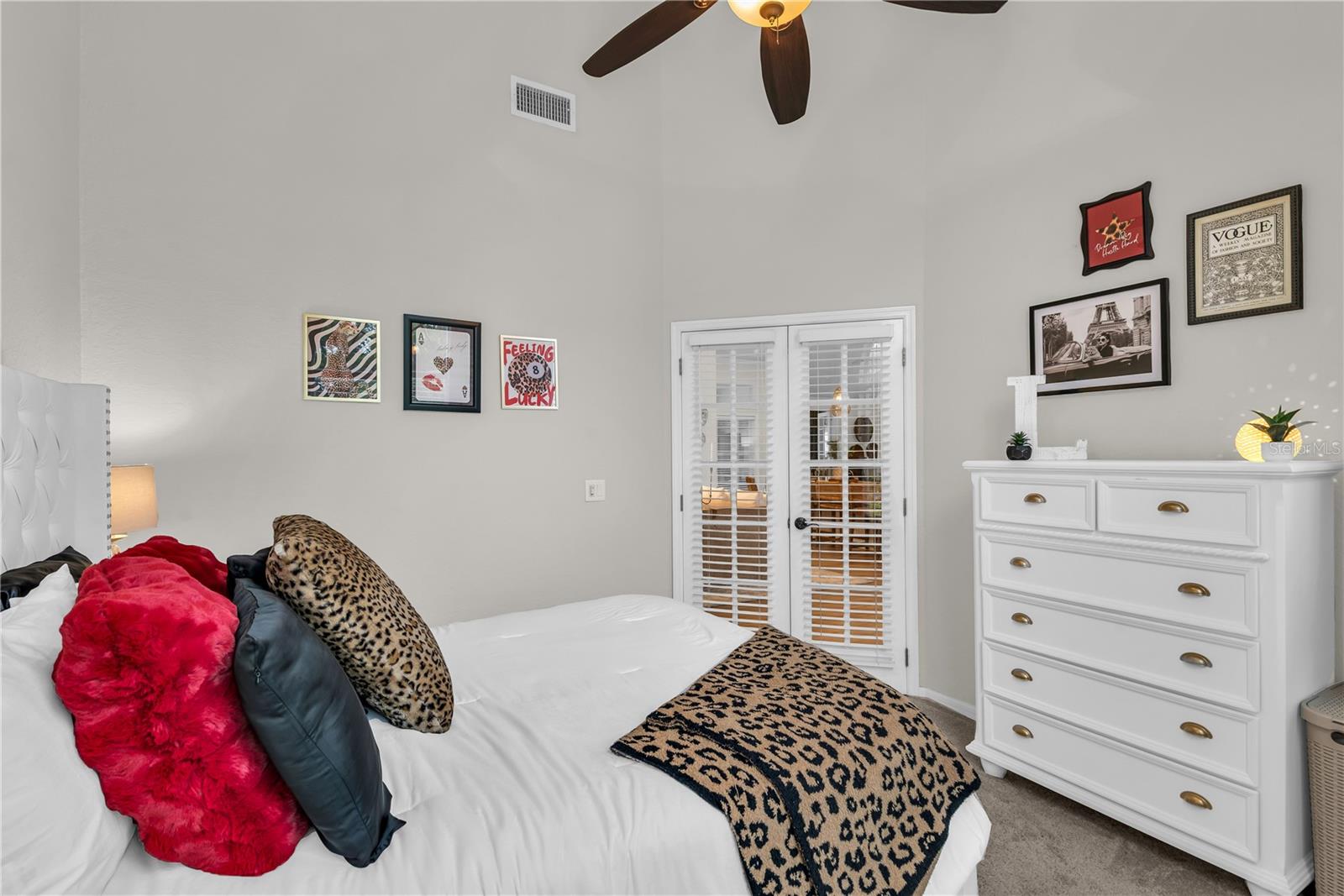 WINDSOR HILL - Residential