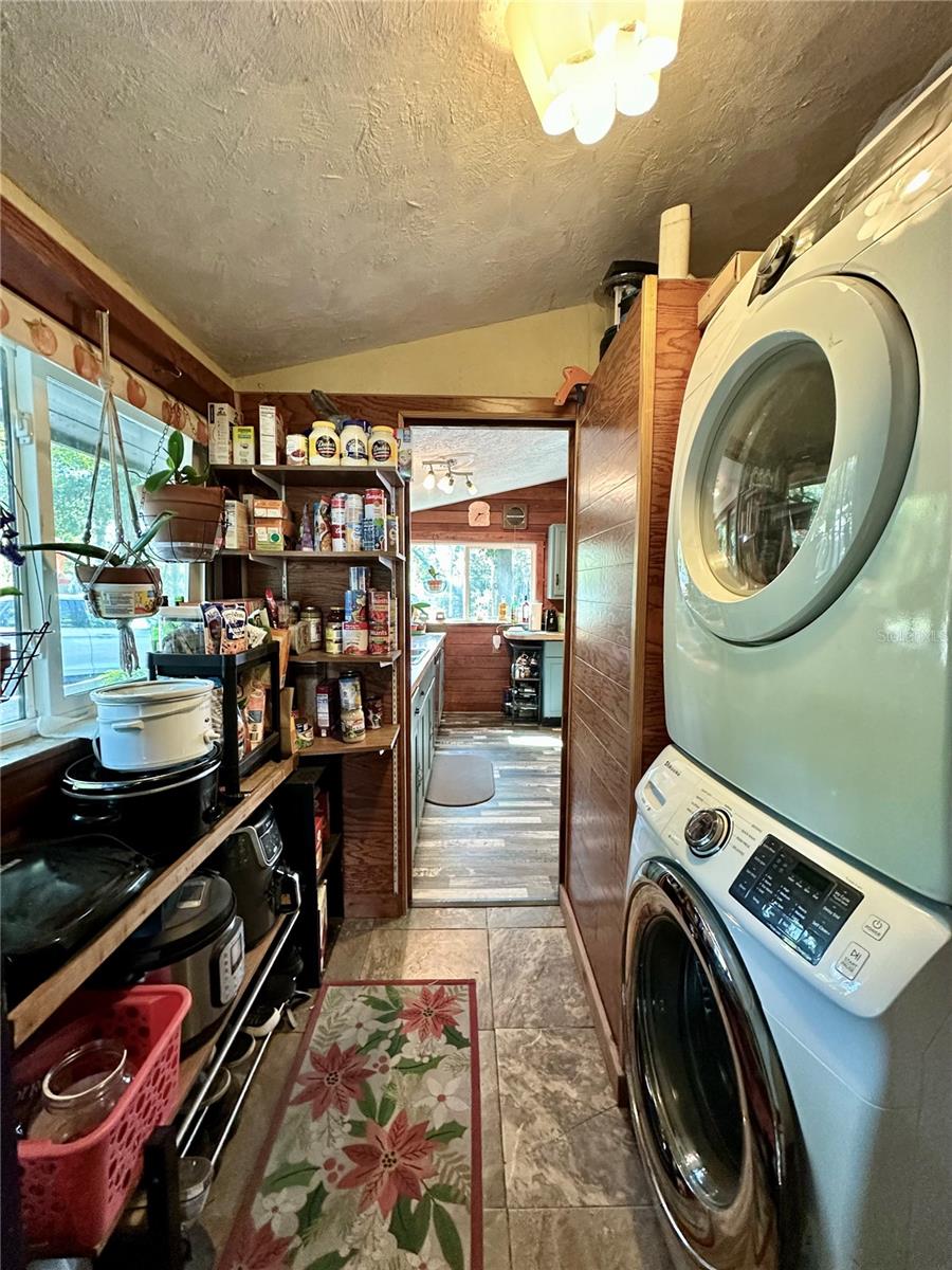 SUWANEE RIVER SPGS UN 3 - Residential