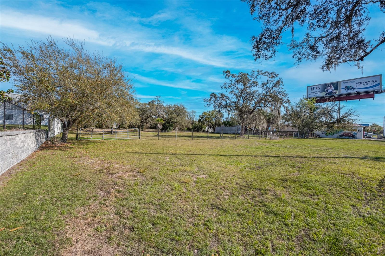 7222 E DR MARTIN LUTHER KING JR BOULEVARD