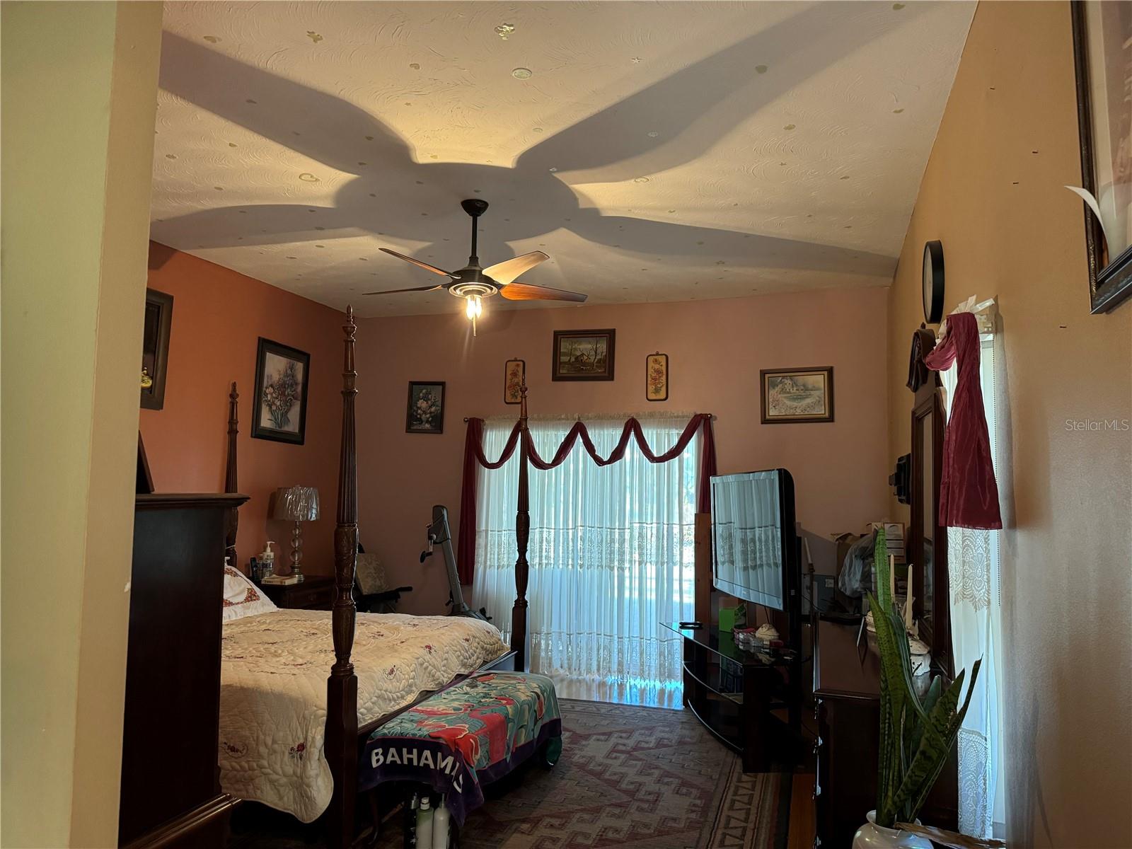 NOT IN A SUBDIVISION - Residential