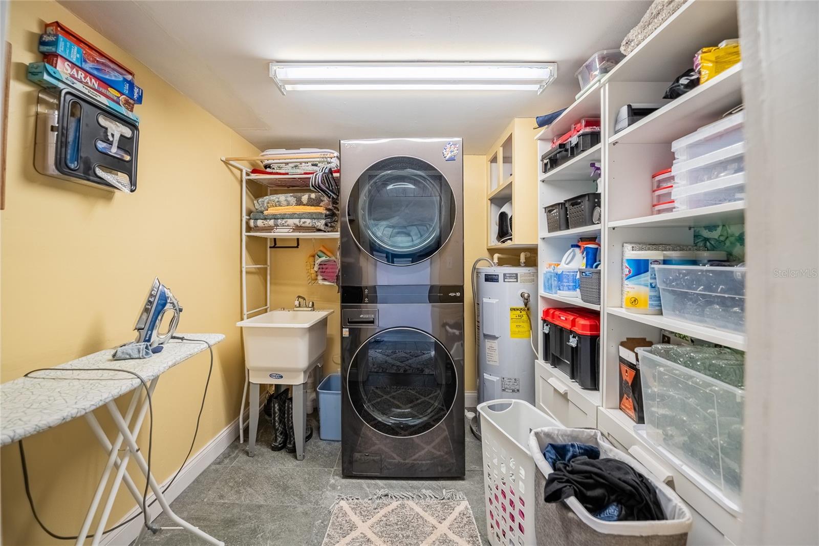 DIXIELAND REV - Residential