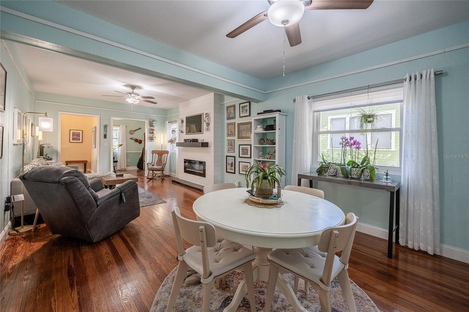 DIXIELAND REV - Residential