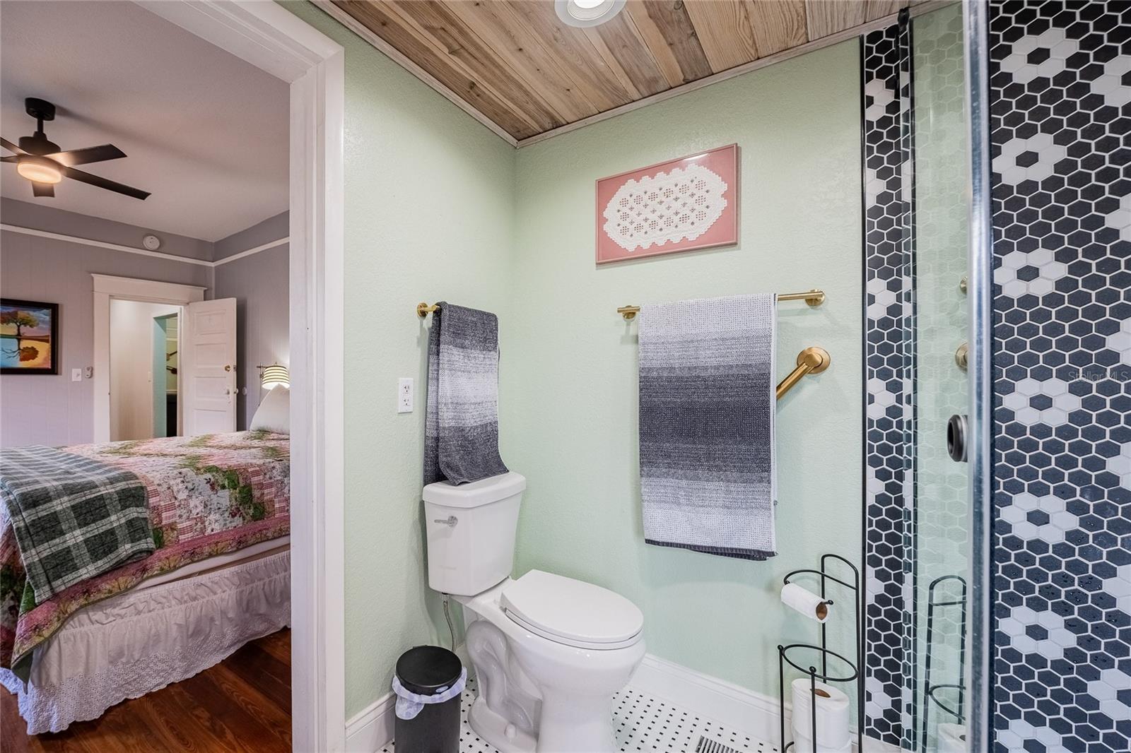 DIXIELAND REV - Residential