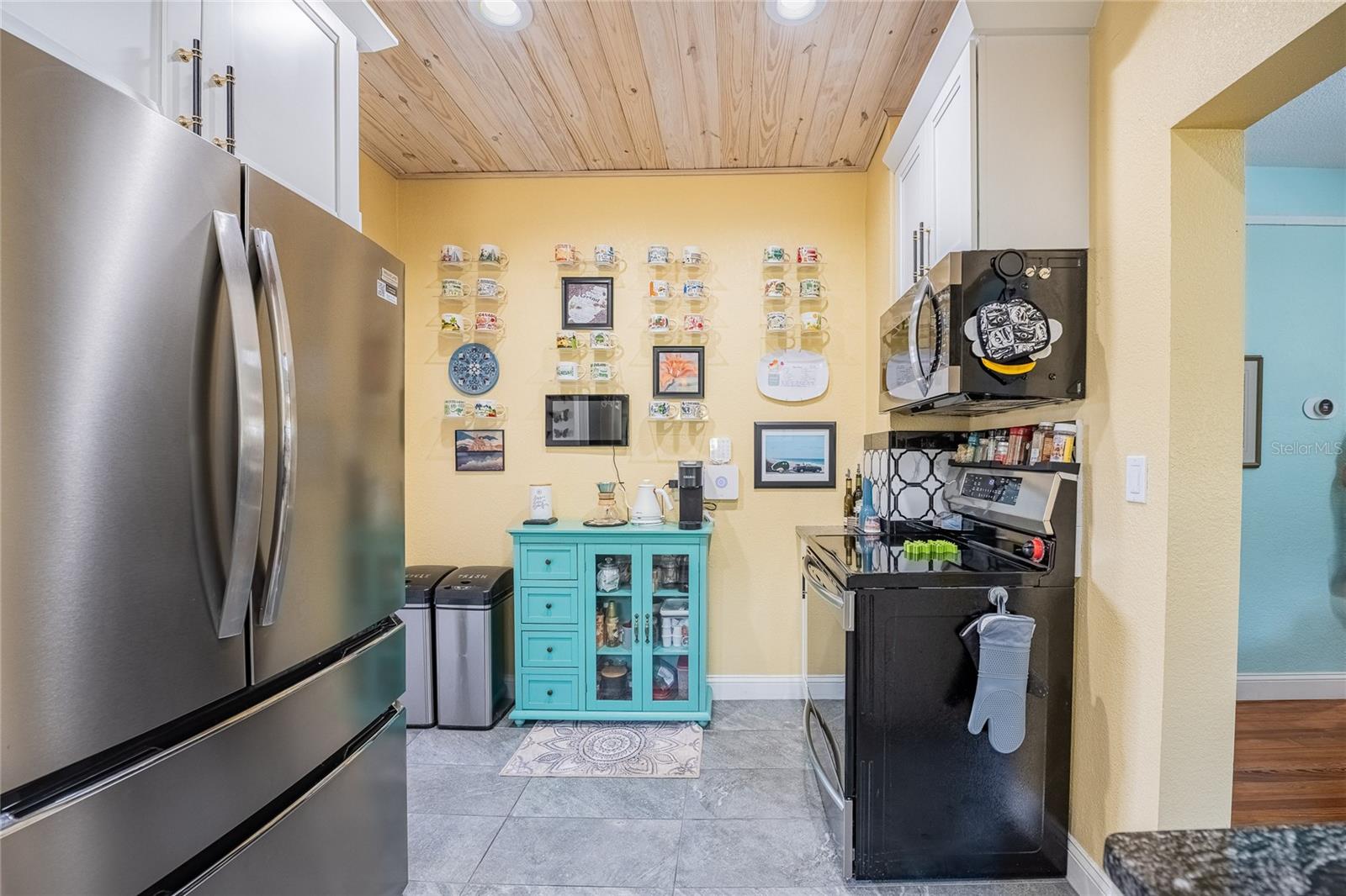 DIXIELAND REV - Residential