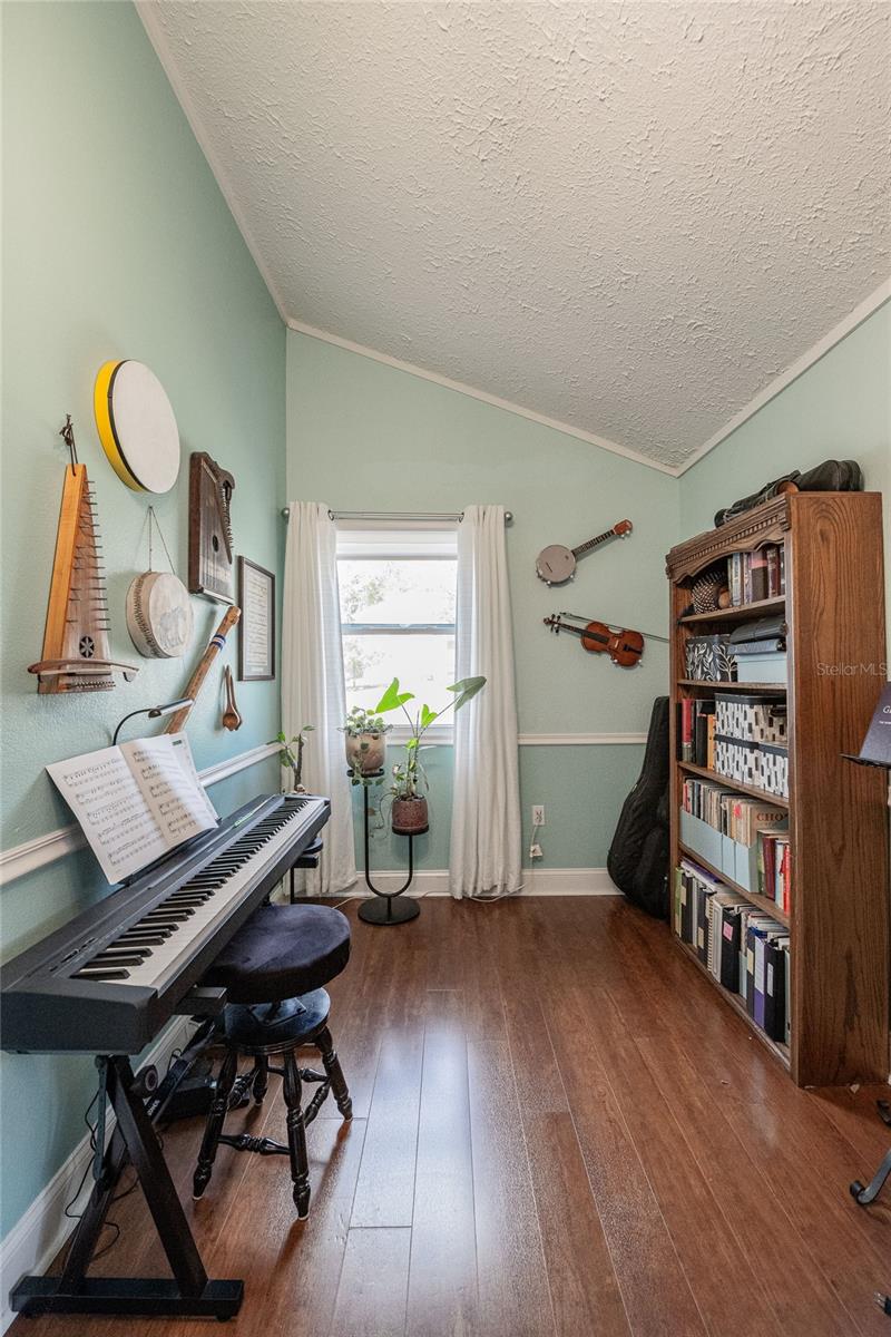 DIXIELAND REV - Residential