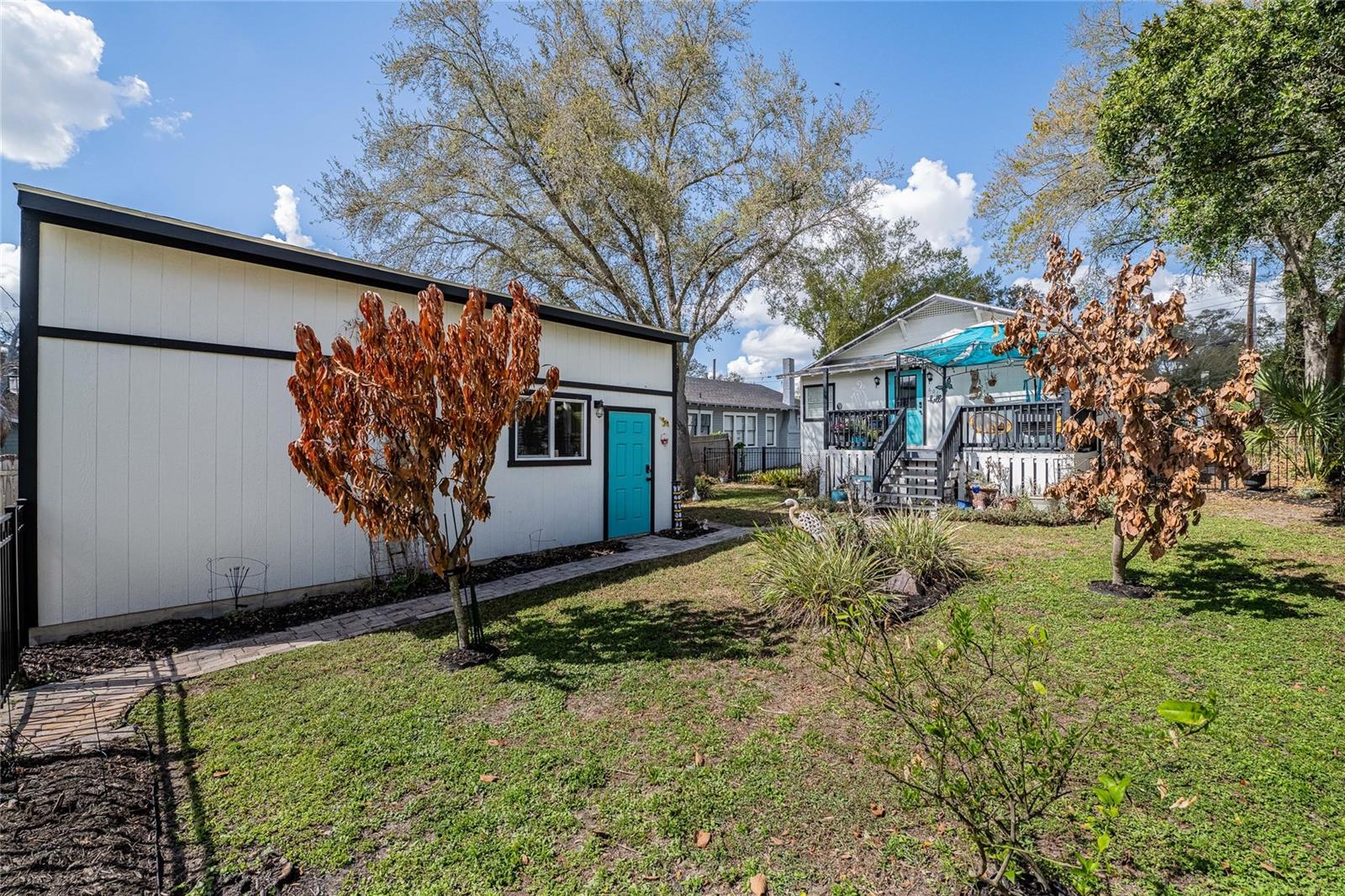 DIXIELAND REV - Residential