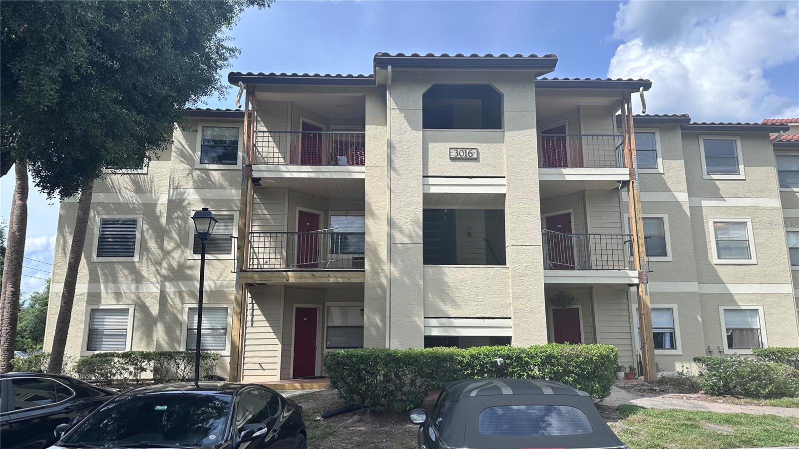 Beautiful and renovated apartment in the desirable community offers 2 bedrooms. Inside, you'll find an upgraded tile throughout, adding a touch of luxury to the property, The Kitchen feature new cabinets with Stainless steel appliances, New remodeled Bathrooms, New AC unit, New Water Heater. This unit is conveniently located just steps away from the community pool, ideal for enjoying Florida's warm weather.