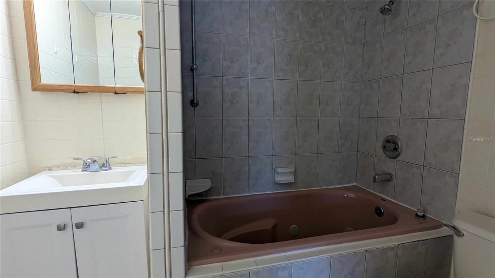 TROTWOOD PARK - Residential Lease