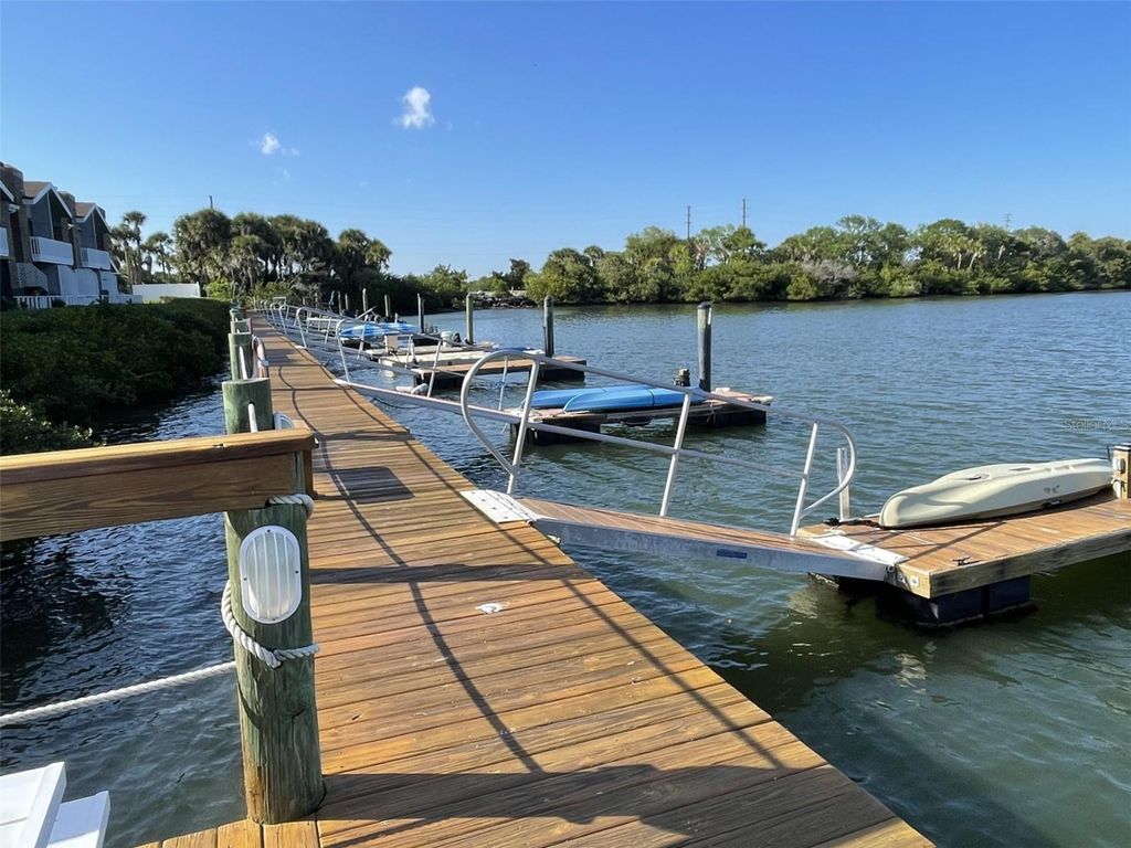 Photo of 163 Breezeway Court, New Smyrna Beach, FL 32169 (MLS # NS1088192)