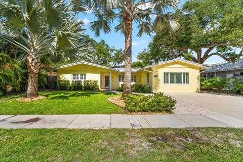 A home in SARASOTA