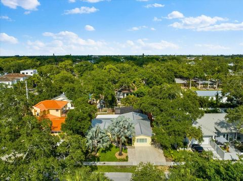 A home in SARASOTA