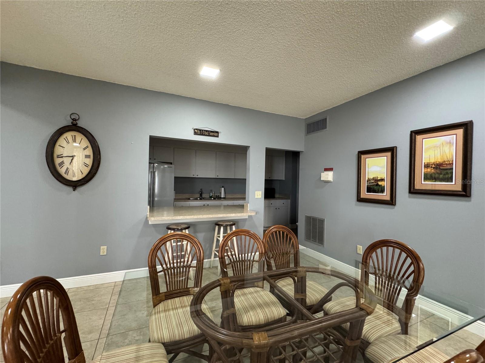 SEA ISLAND SOUTH 4 CONDO - Residential