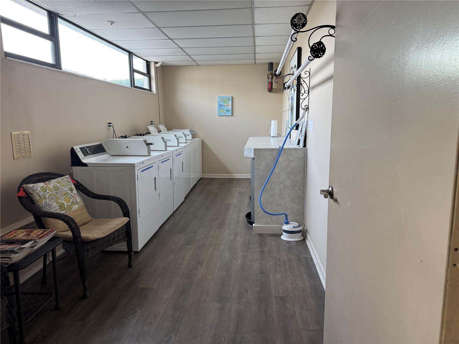 SEA ISLAND SOUTH 4 CONDO - Residential