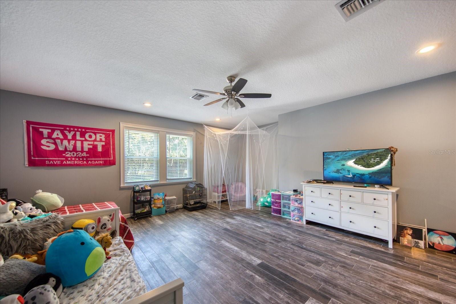 UNPLATTED - Residential