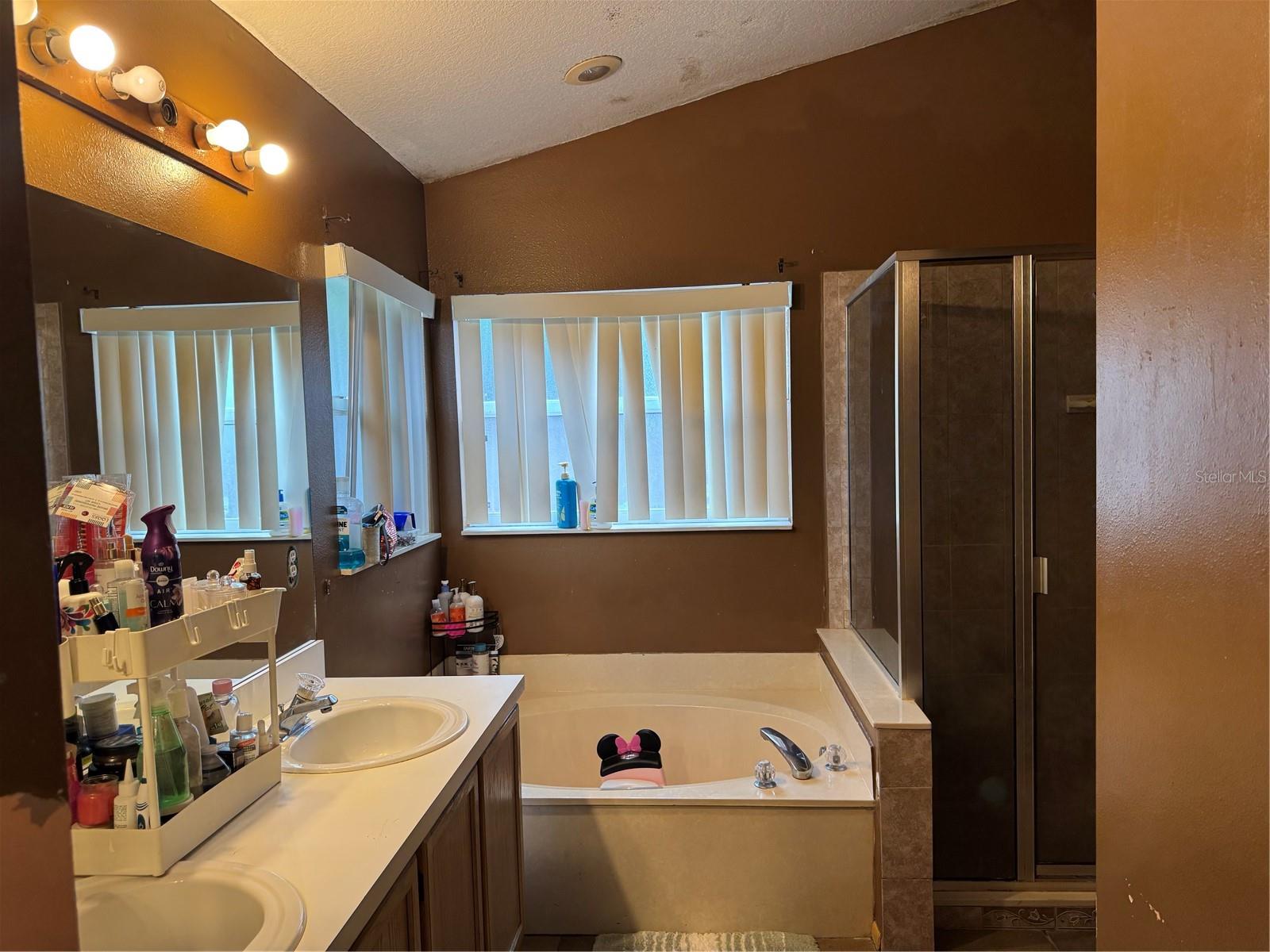 SILVER RIDGE PH 04 - Residential