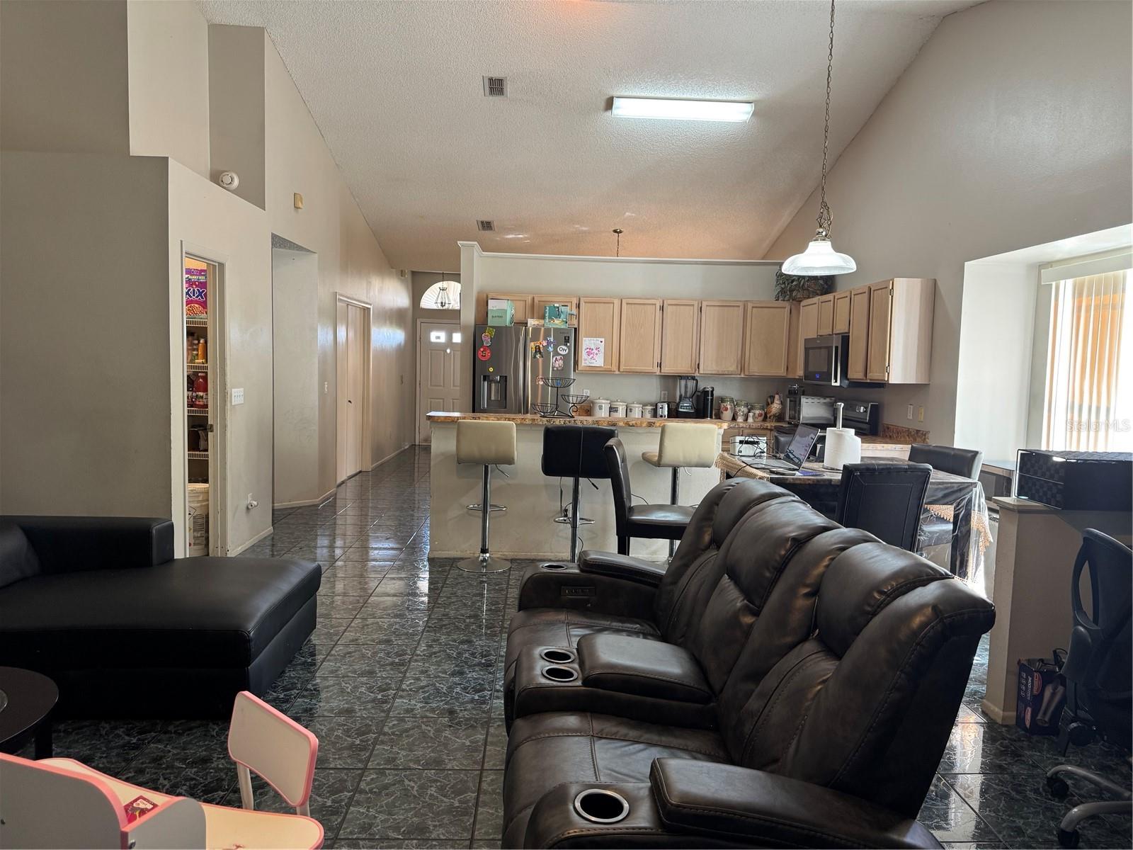 SILVER RIDGE PH 04 - Residential