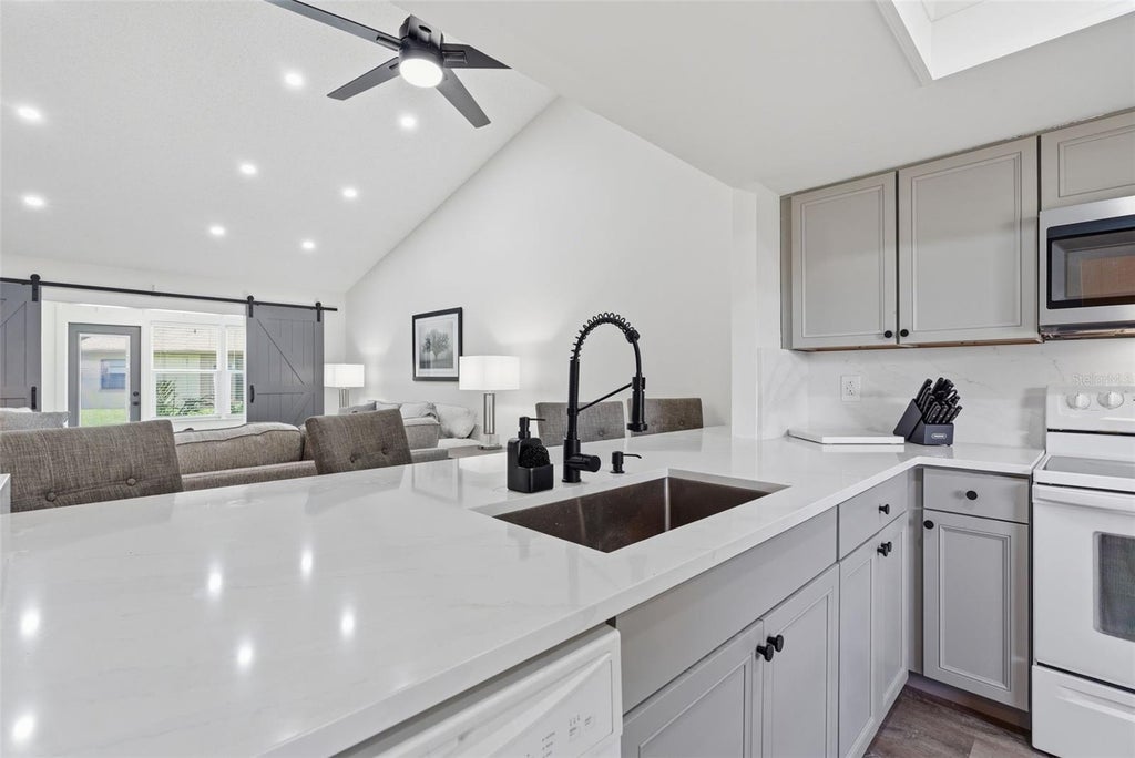 Photo of 6623 Aspen Court, Zephyrhills, FL 33542 (MLS # TB8517136)