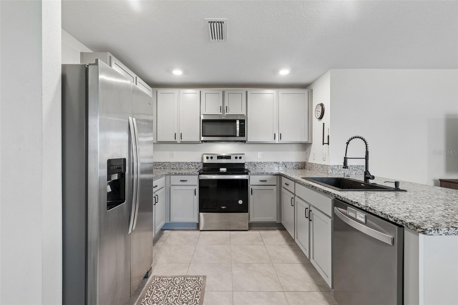 SILVERSTONE NORTH PH IA & IB - Residential