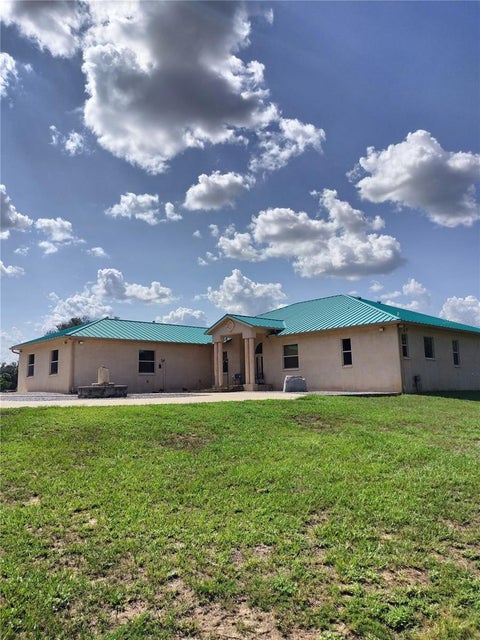 Photo of 35949 Bozeman Road, Dade City, FL 33525 (MLS # TB8547904)