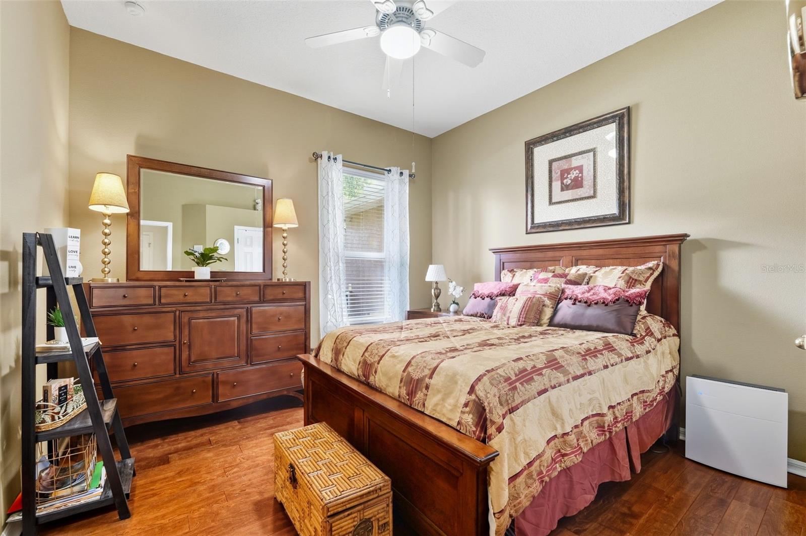 WELLINGTON MANOR PH 2 - Residential