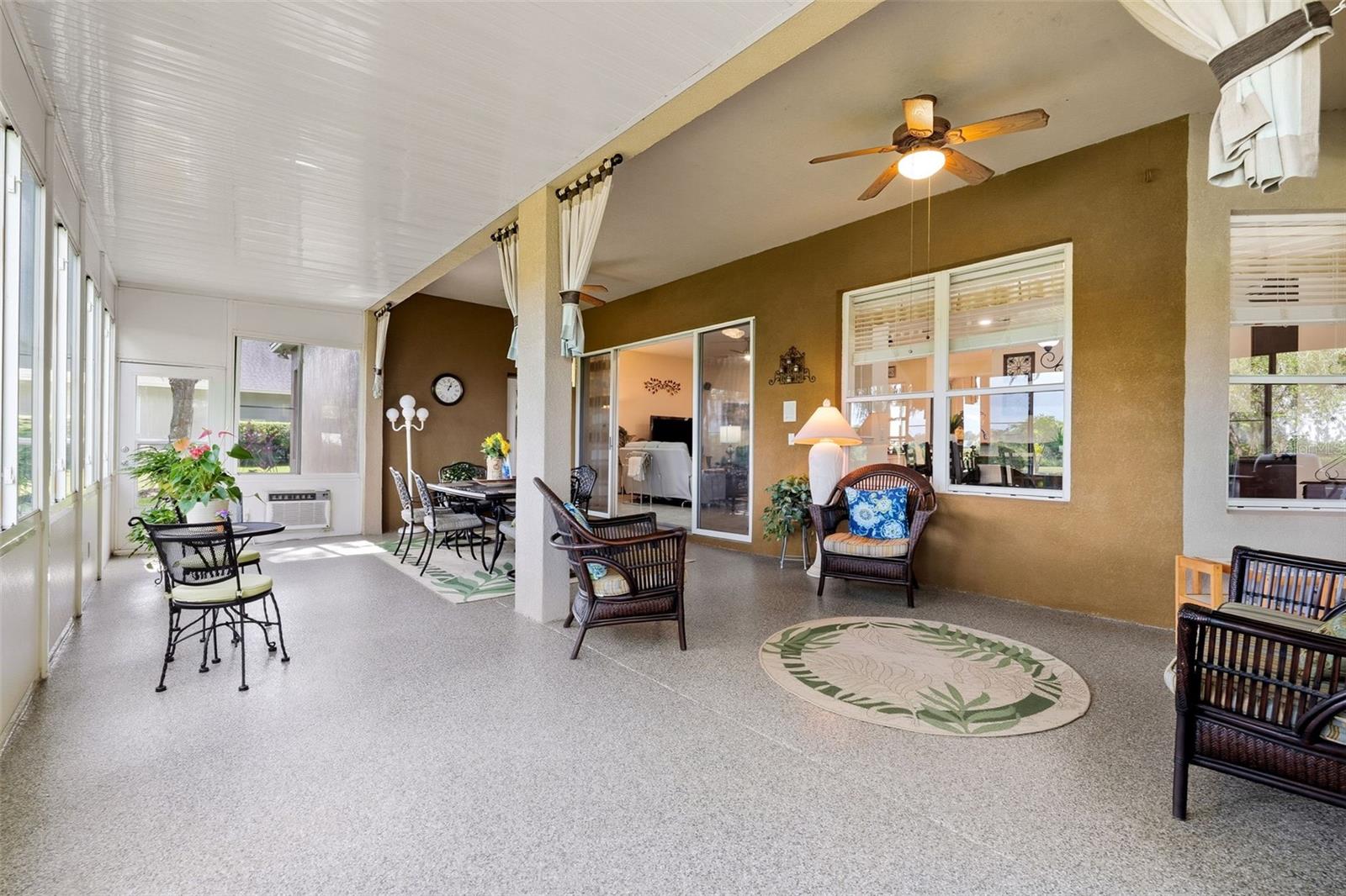 WELLINGTON MANOR PH 2 - Residential