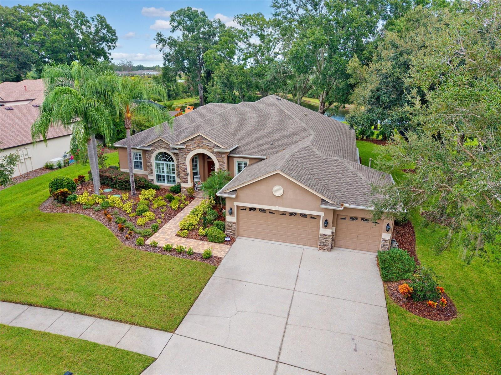 WELLINGTON MANOR PH 2 - Residential