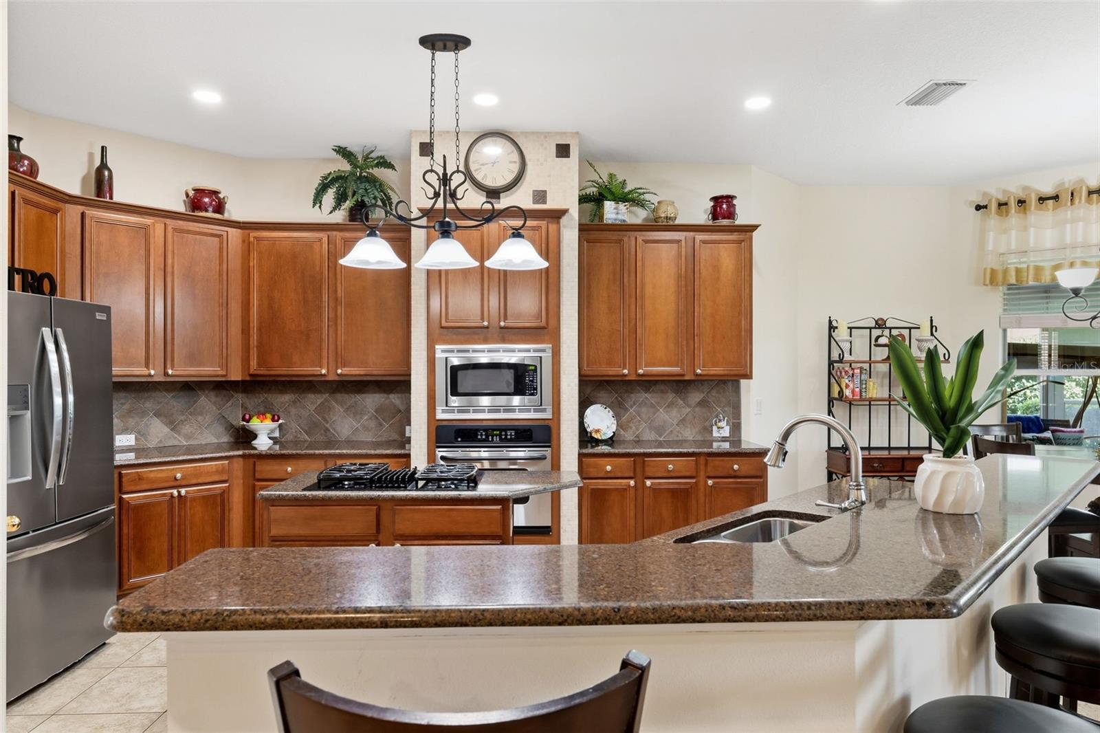 WELLINGTON MANOR PH 2 - Residential