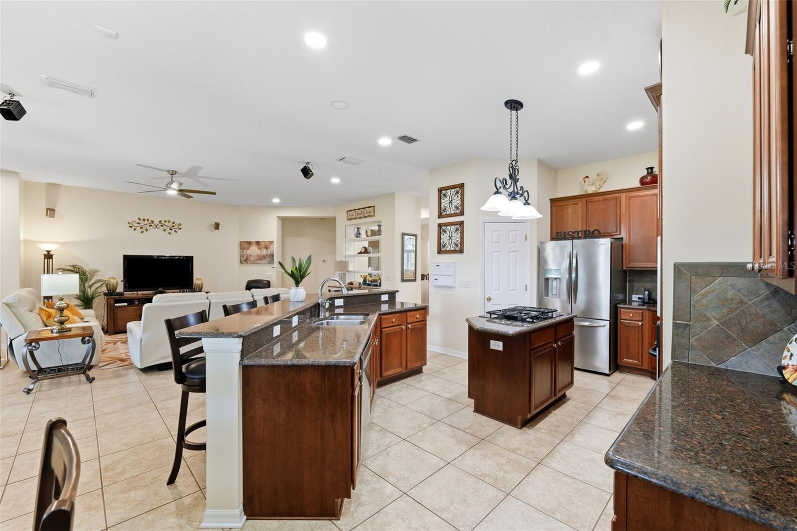 WELLINGTON MANOR PH 2 - Residential