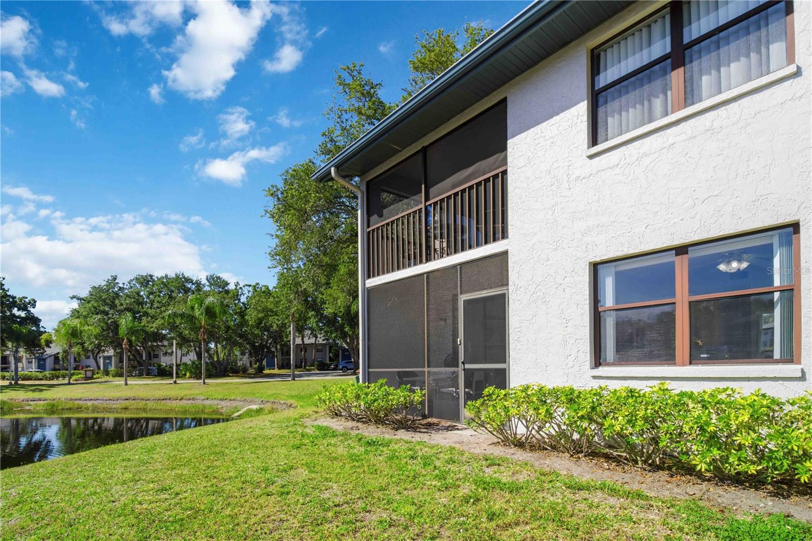 SHOREWALK BATH & TENNIS CLUB I - Residential