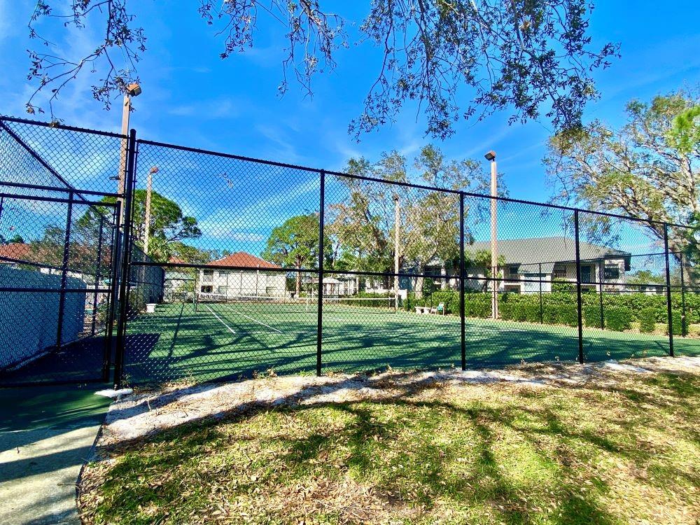 SHOREWALK BATH & TENNIS CLUB I - Residential