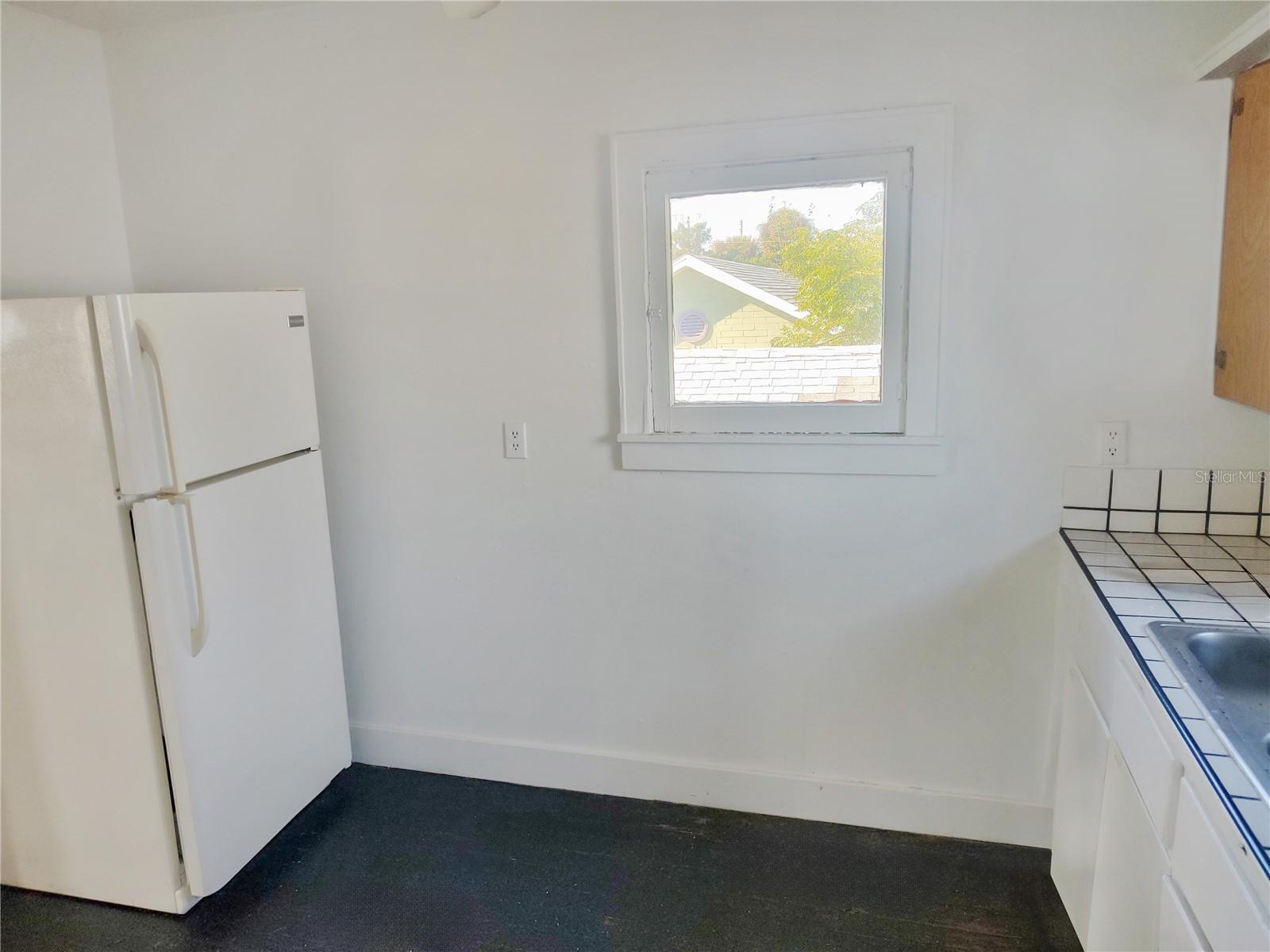 ROGERS SEABREEZE DBO PG 301 & - Residential