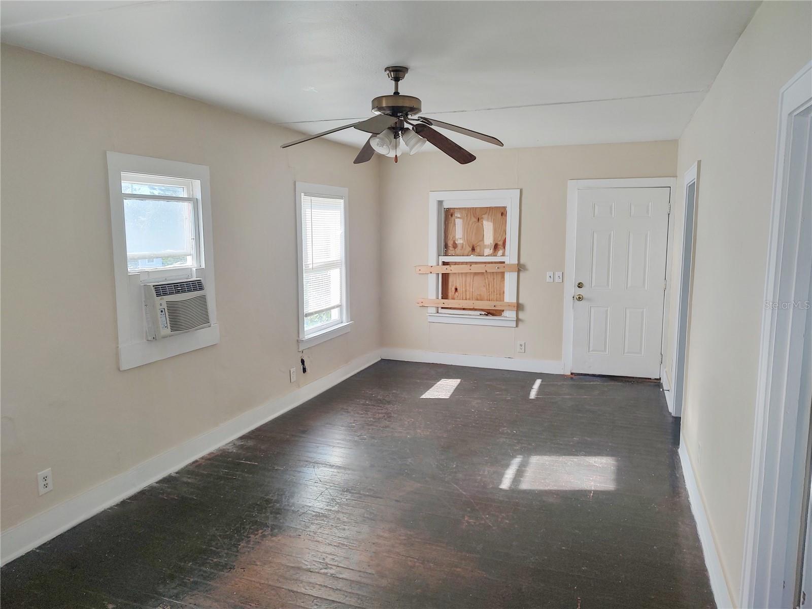 ROGERS SEABREEZE DBO PG 301 & - Residential