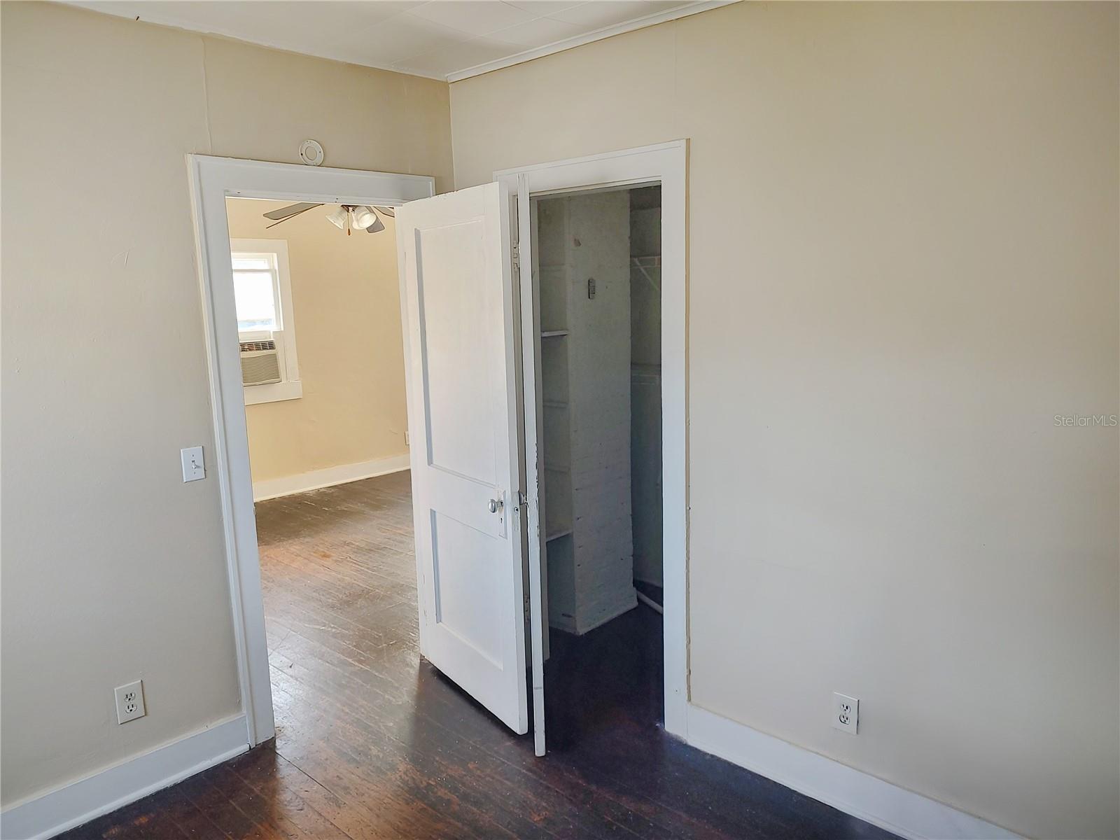 ROGERS SEABREEZE DBO PG 301 & - Residential