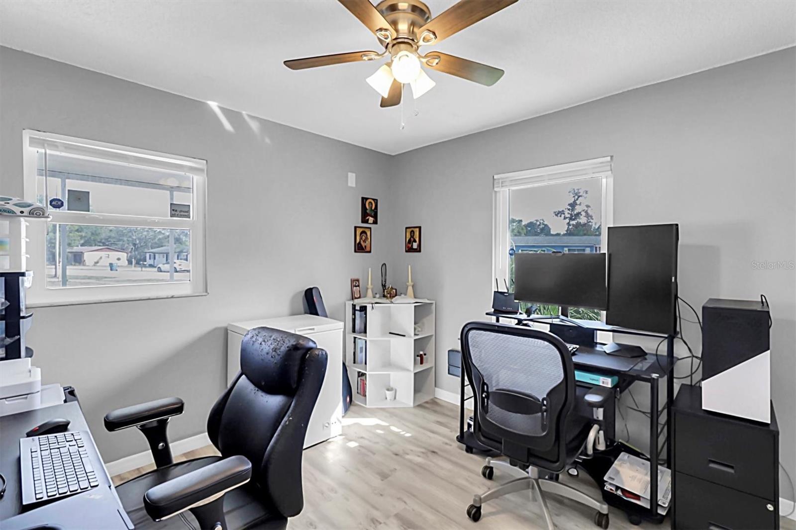 SPRING HILL - Residential