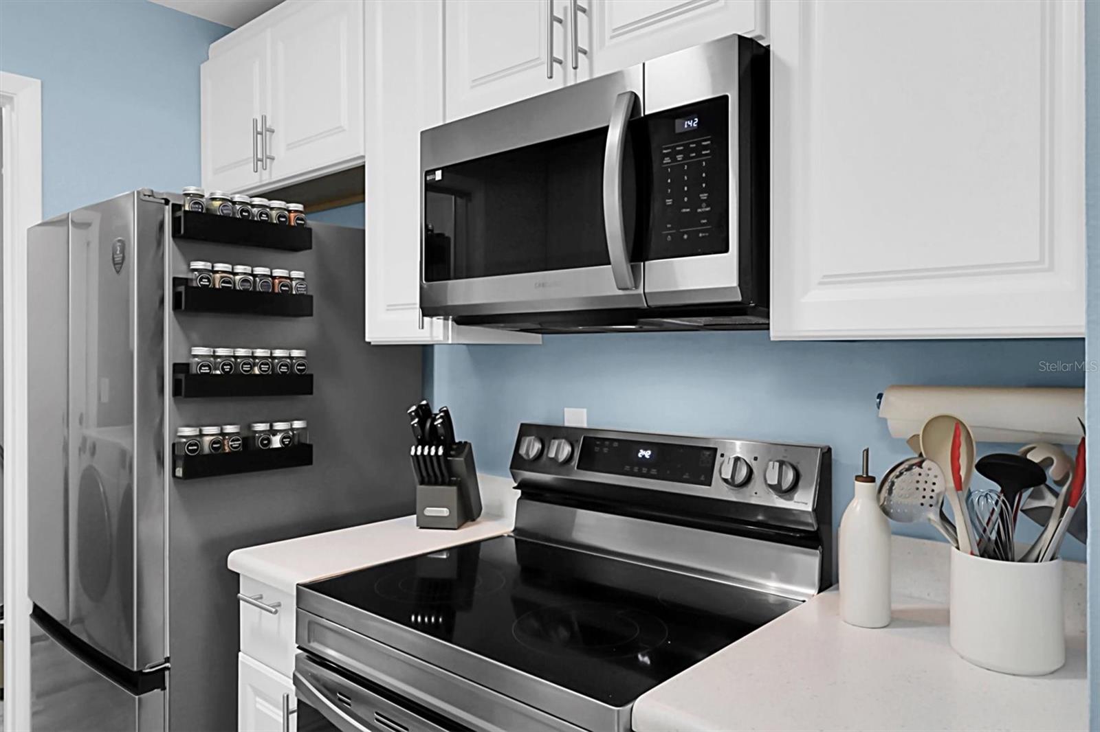 SPRING HILL - Residential