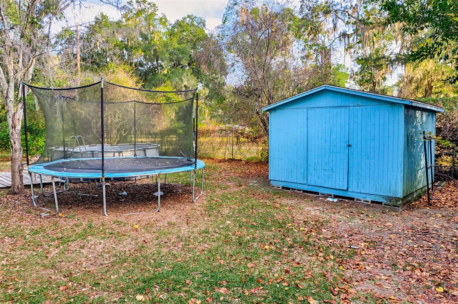 LAKE RIDGE - Residential