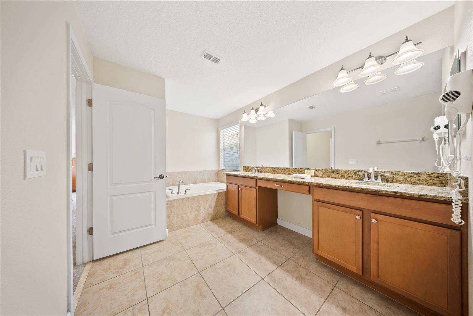 PARADISE PALMS RESORT PH 3B - Residential