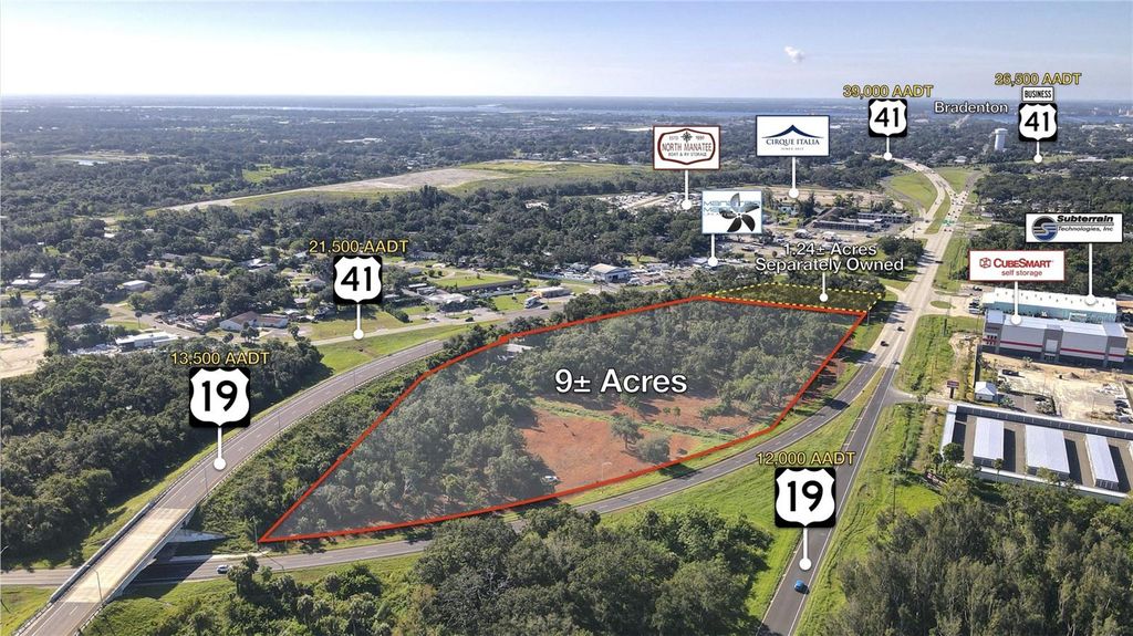 Photo of 3945 Us-41 N, Palmetto, FL 34221 (MLS # TB8433525)