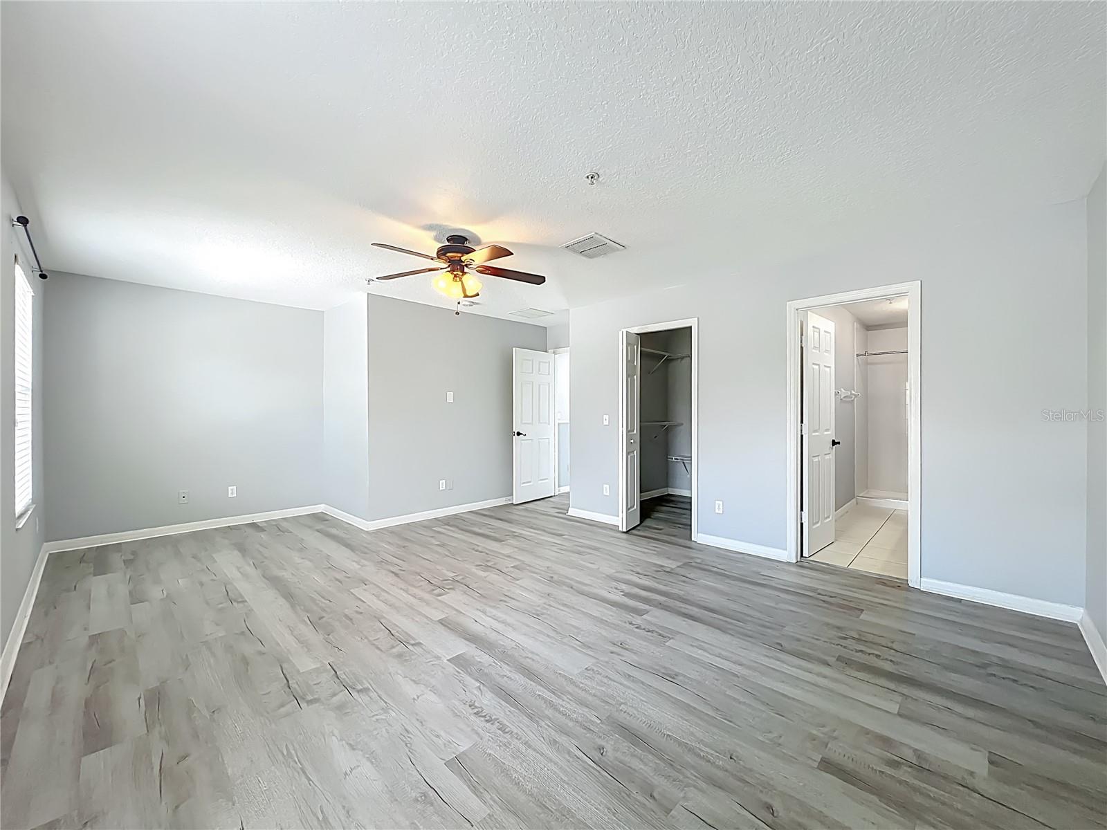 LYNWOOD AT SOUTHMEADOW CONDO PH 11 - Residential