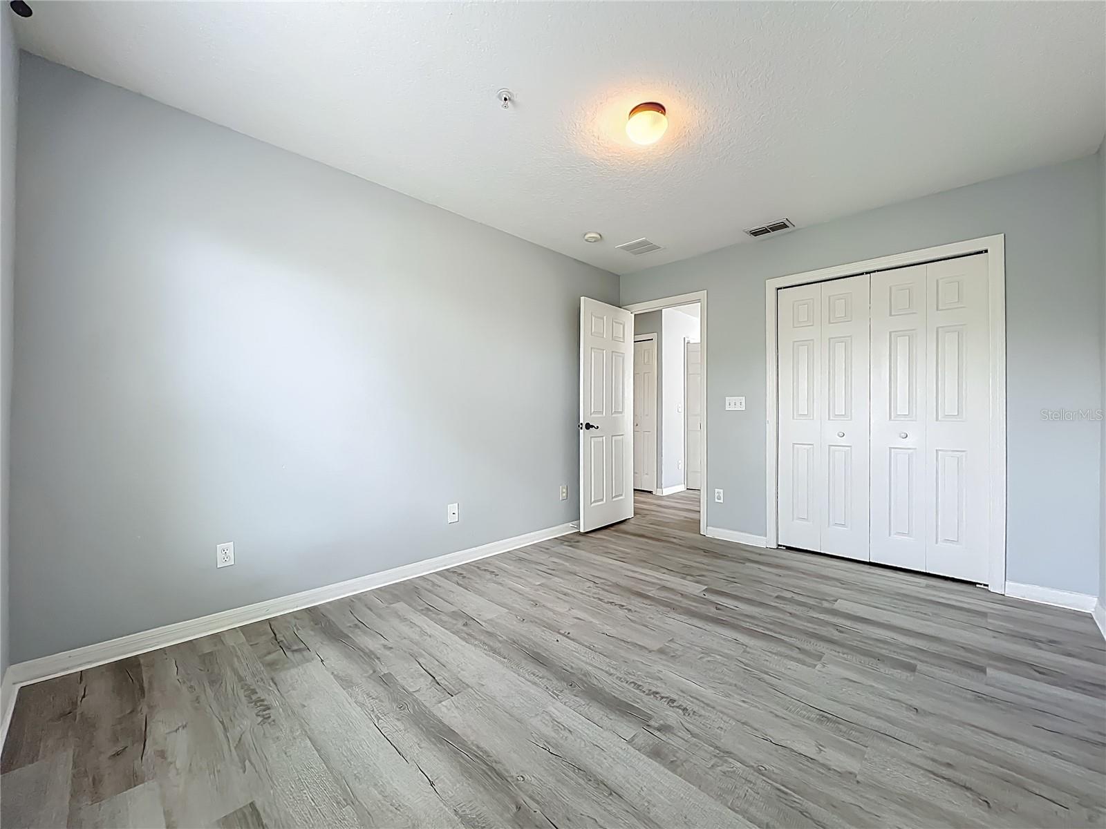 LYNWOOD AT SOUTHMEADOW CONDO PH 11 - Residential