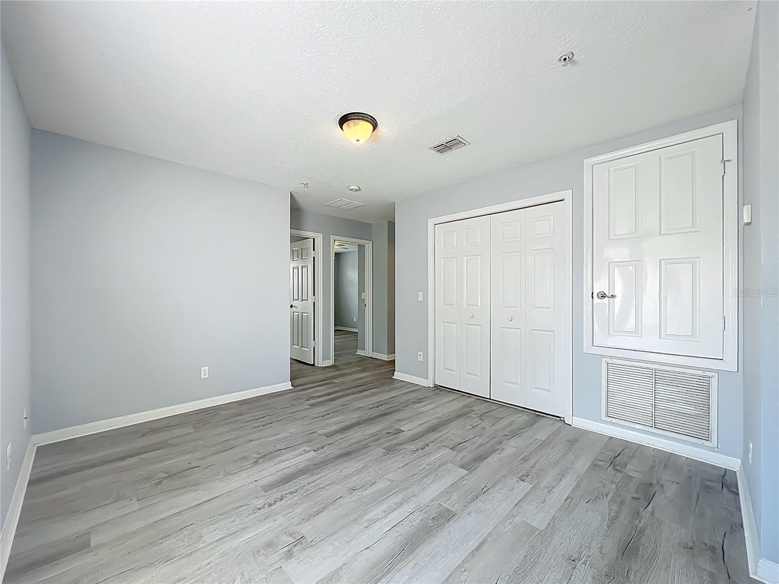 LYNWOOD AT SOUTHMEADOW CONDO PH 11 - Residential