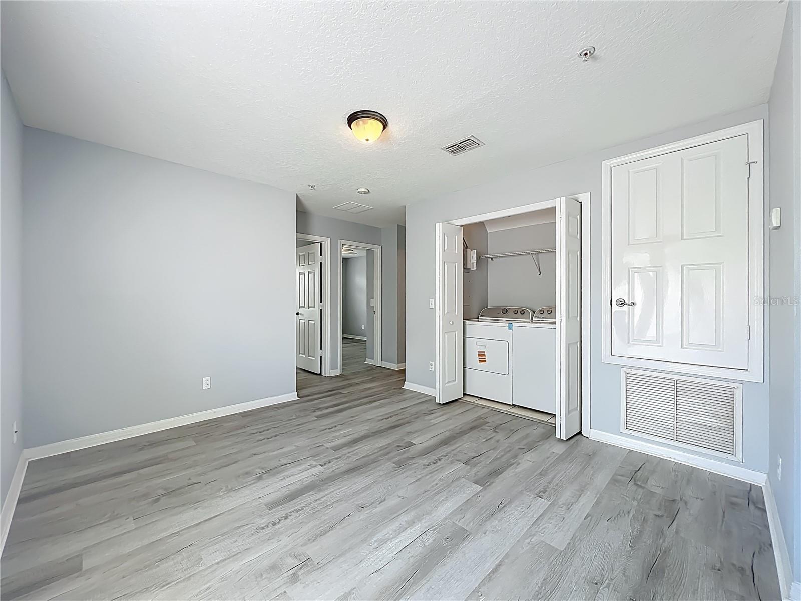 LYNWOOD AT SOUTHMEADOW CONDO PH 11 - Residential