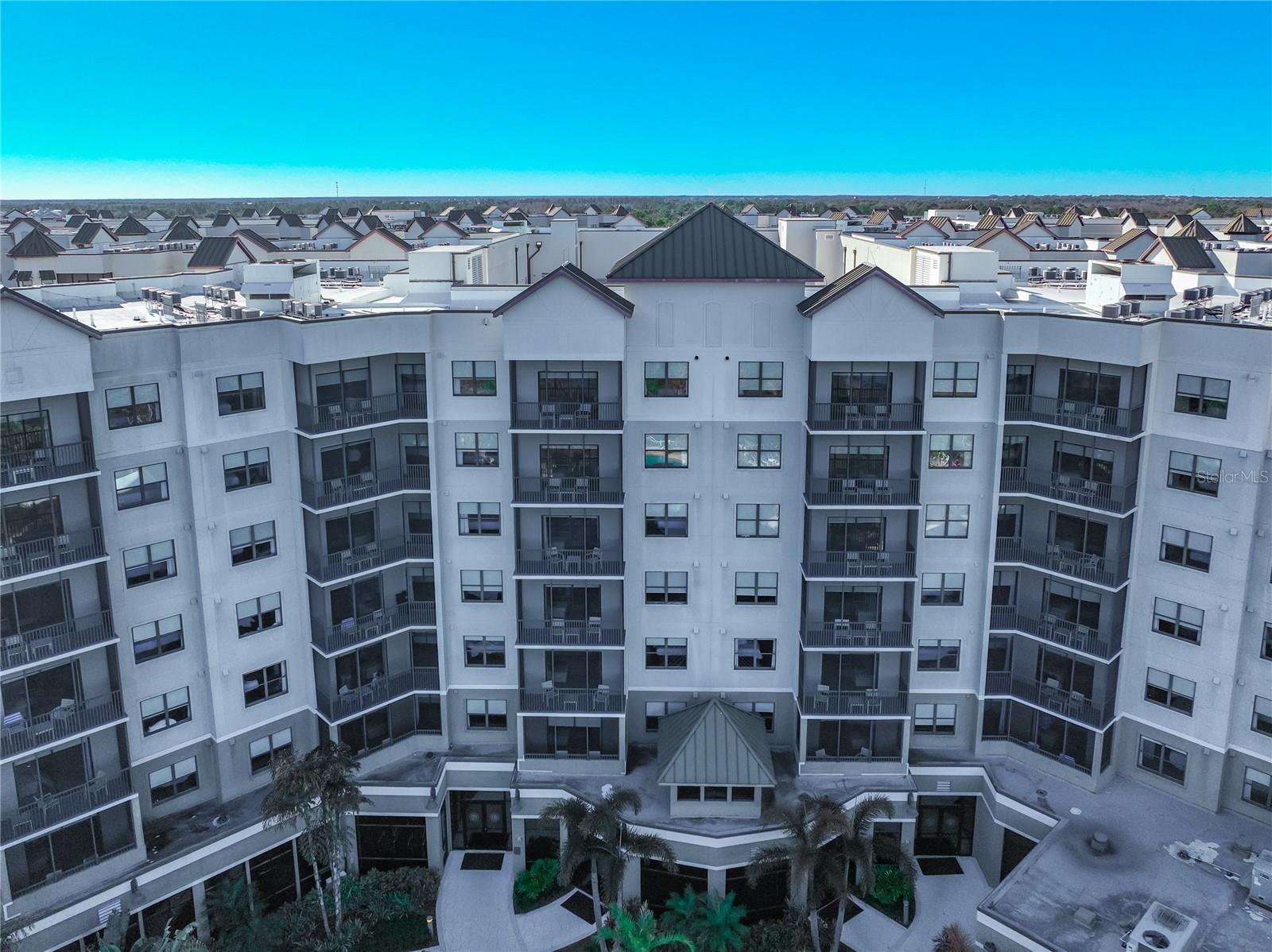 GROVE RESORT AND SPA HOTEL CONDO 1 - Residential