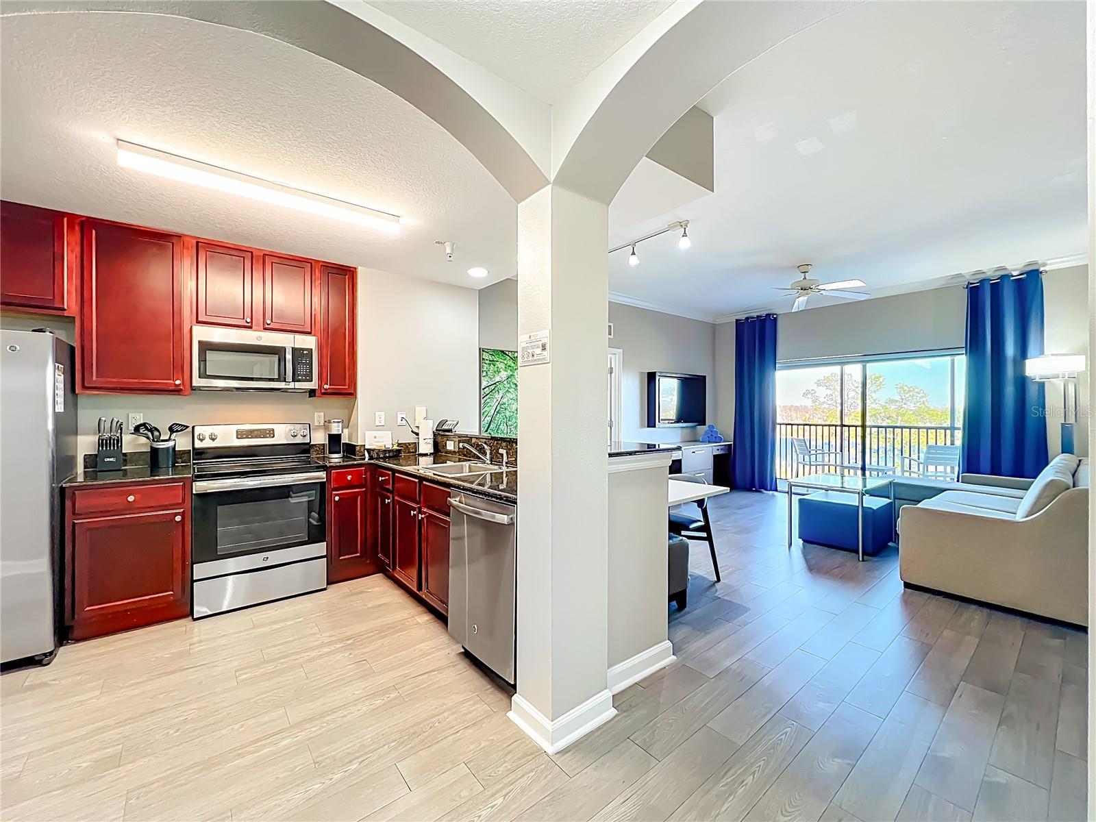 GROVE RESORT AND SPA HOTEL CONDO 1 - Residential