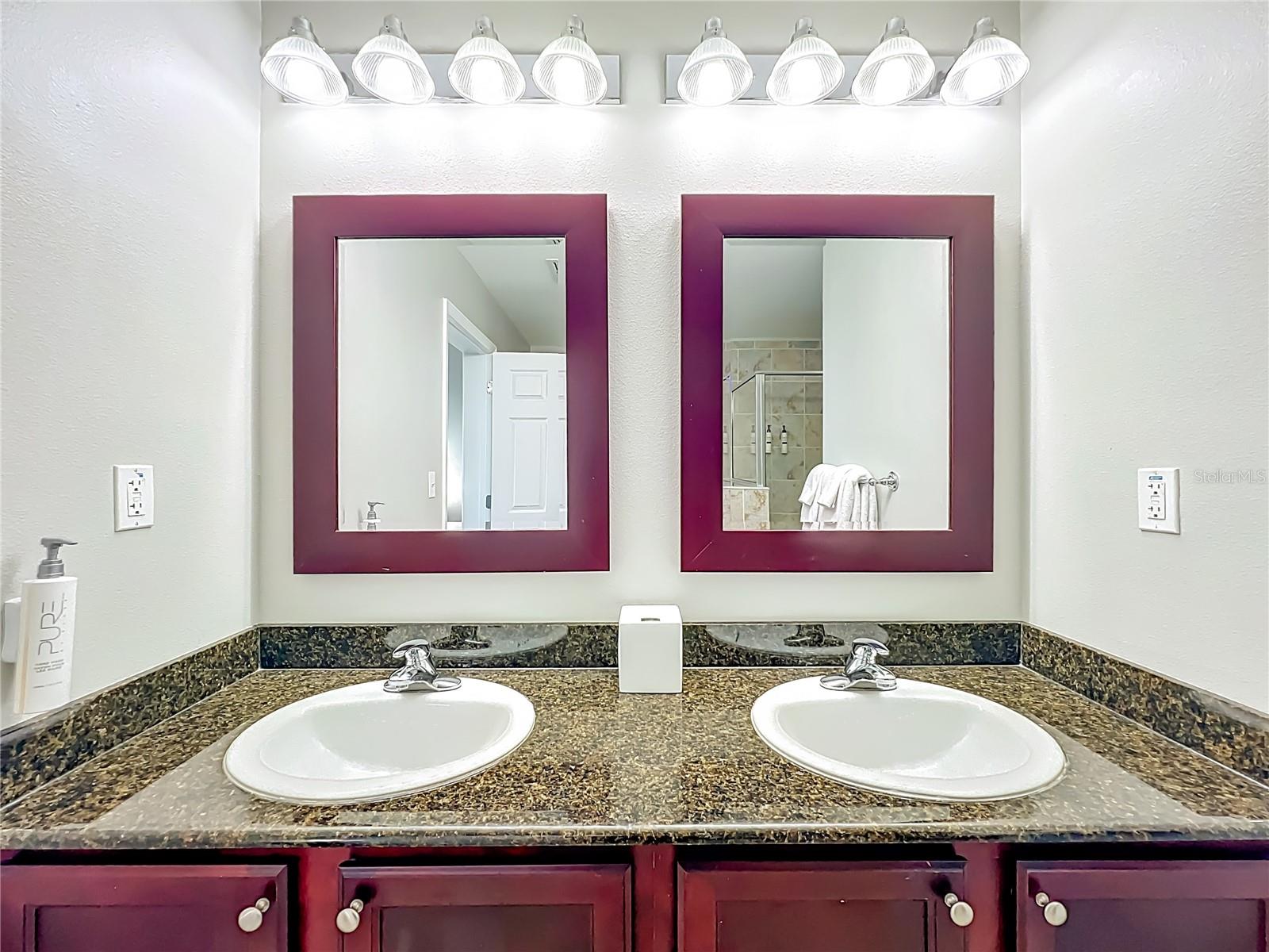 GROVE RESORT AND SPA HOTEL CONDO 1 - Residential