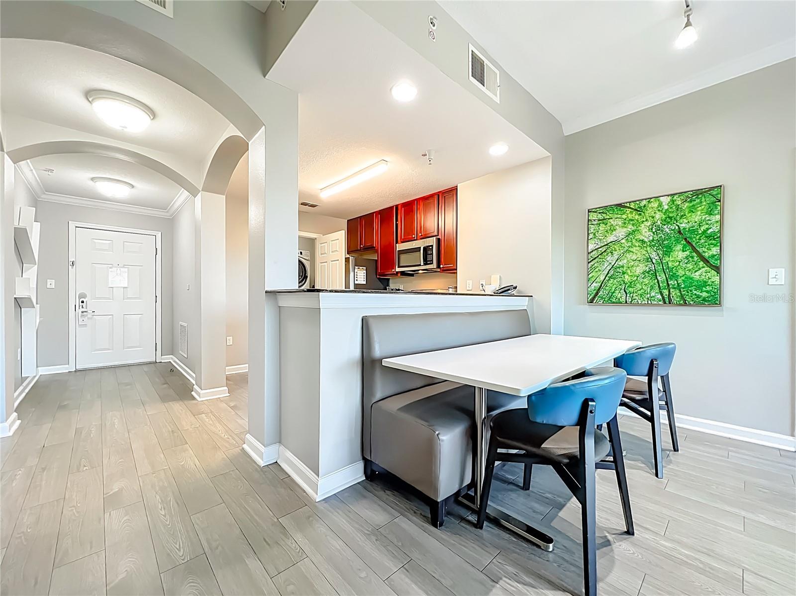 GROVE RESORT AND SPA HOTEL CONDO 1 - Residential